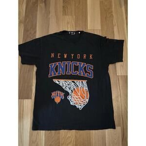 Kith New York Knicks Basketball T Shirt Sandrift Black Mens Medium